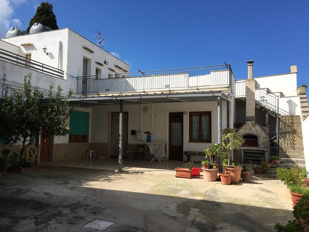 Camere Con Terrazzino Вальдериче Экстерьер фото